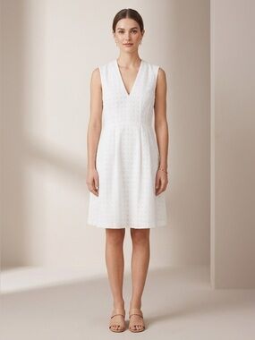 Kate Spade Sleeveless Embroidered White crochet knee length Babydoll Dress Sz 8